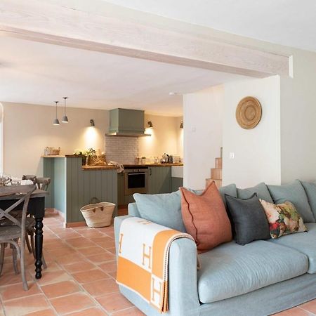 Pretty Historical Village House Grimaud Exterior photo