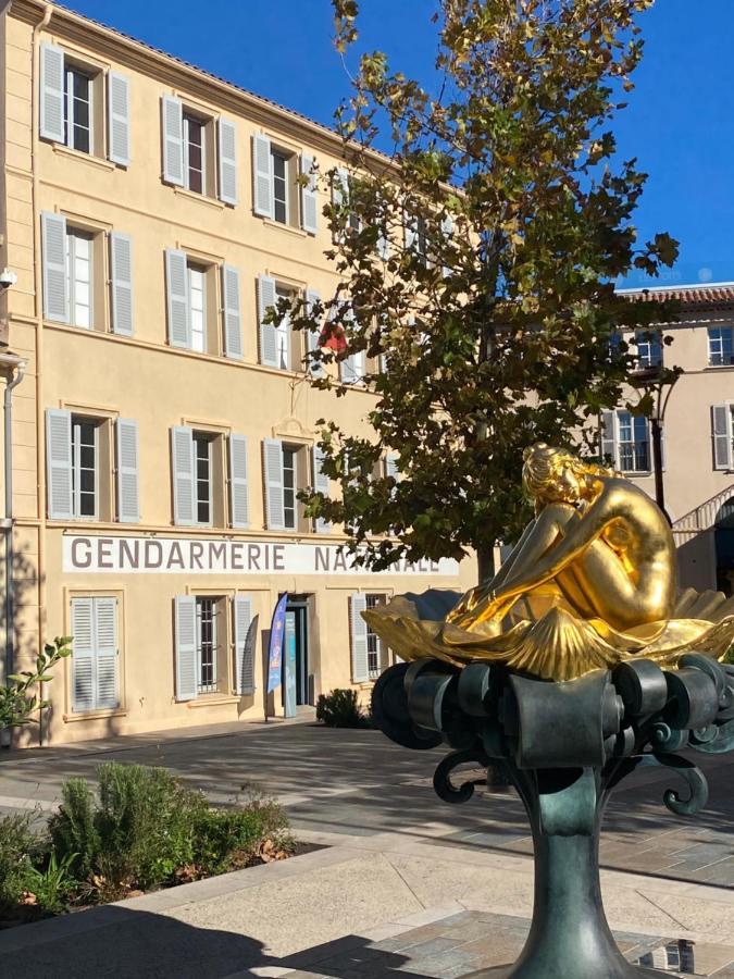 Pretty Historical Village House Grimaud Exterior photo